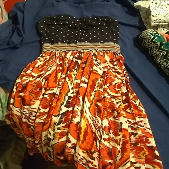 Bundle of 3 strapless sundresses - Picture 2 of 7